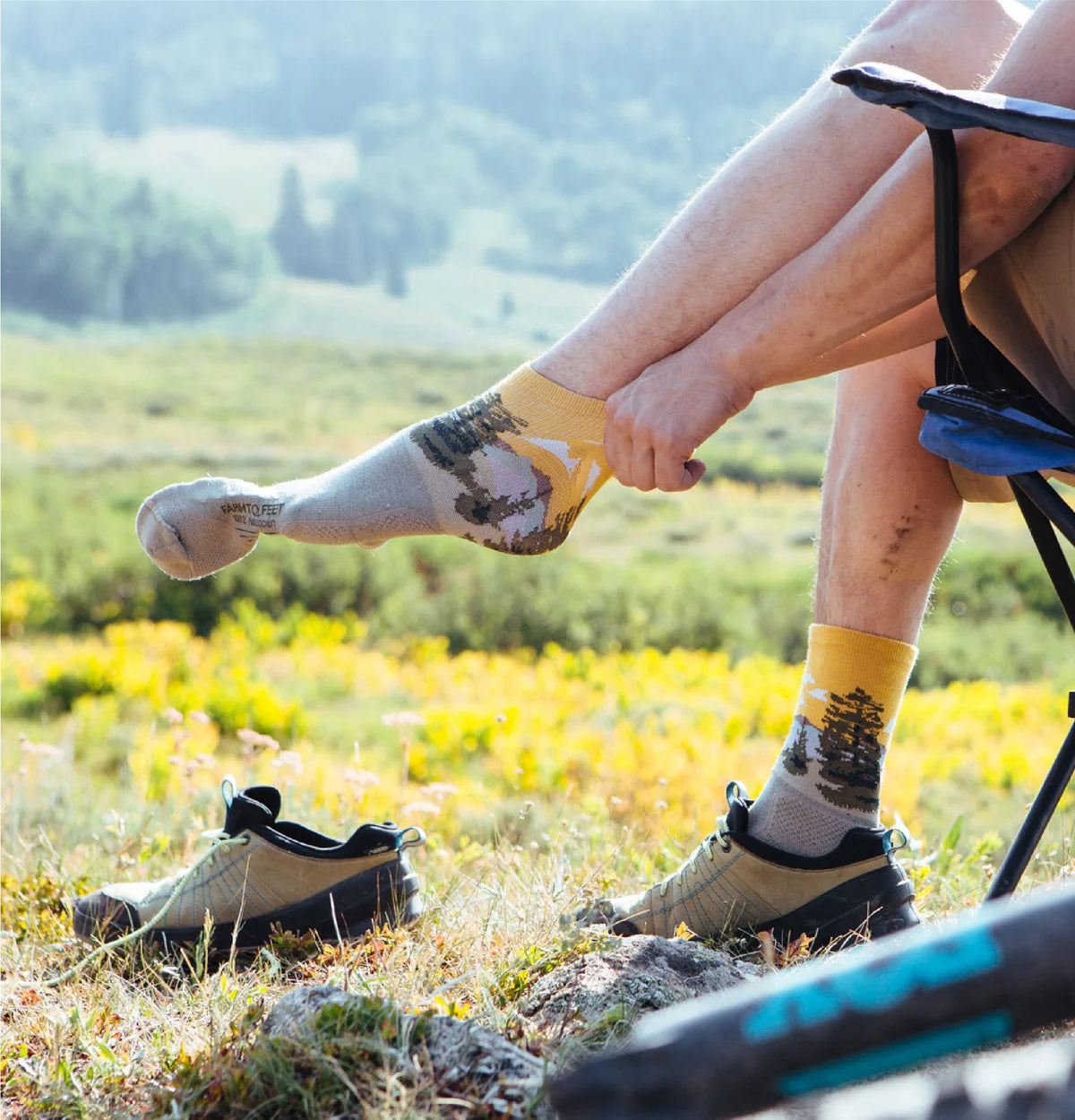 Cascade Locks Light Targeted Cushion Hiking Socks