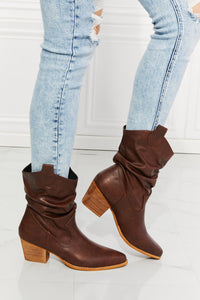 Women's Brown Boots Cowgirl Styled
