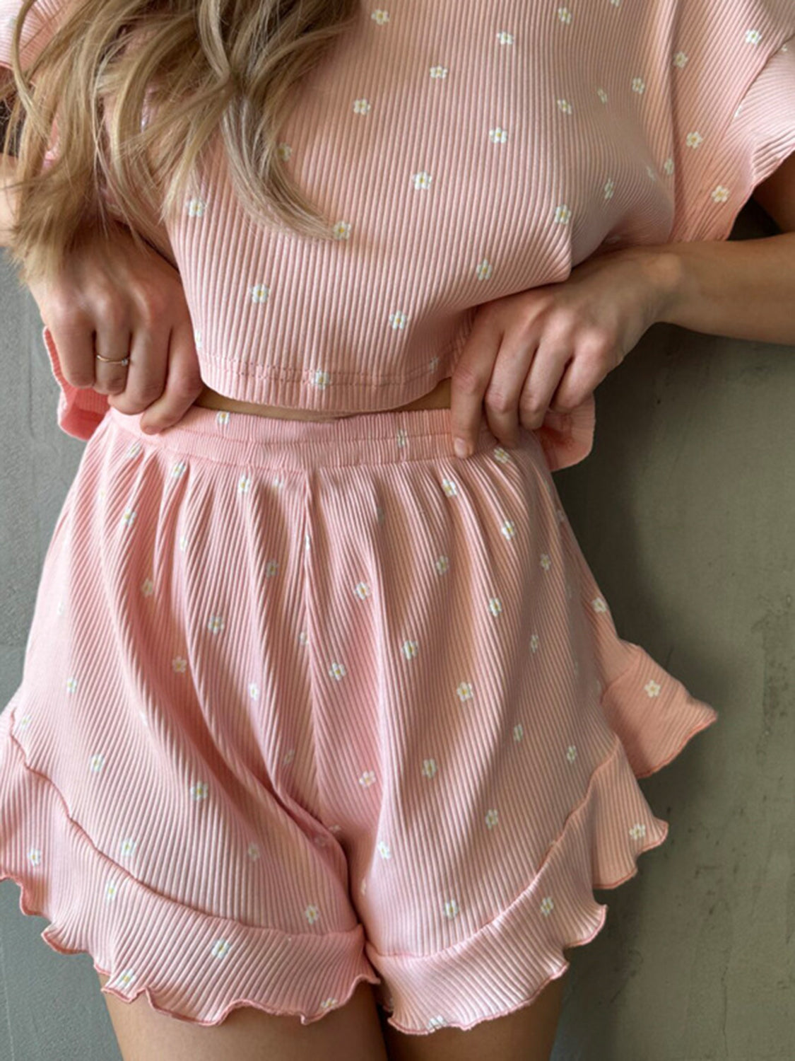 Printed Round Neck Top and Ruffled Shorts Set pink