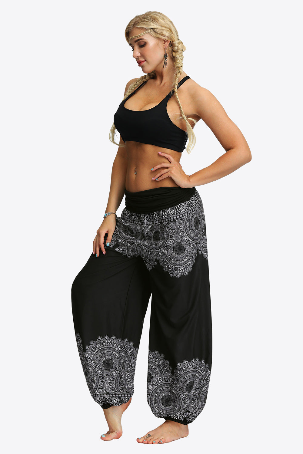 Harim Baggy Pants black and white side view