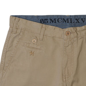 Men's Classic Khaki Chino Shorts close up of waist